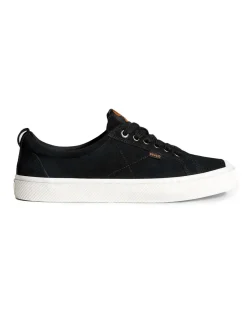 Cariuma OCA Low Men's Suede Sneaker - Black
